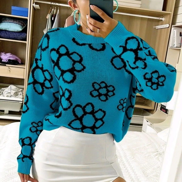 Floral Pattern Drop Shoulder Sweater Blouse - Picture 6 of 7